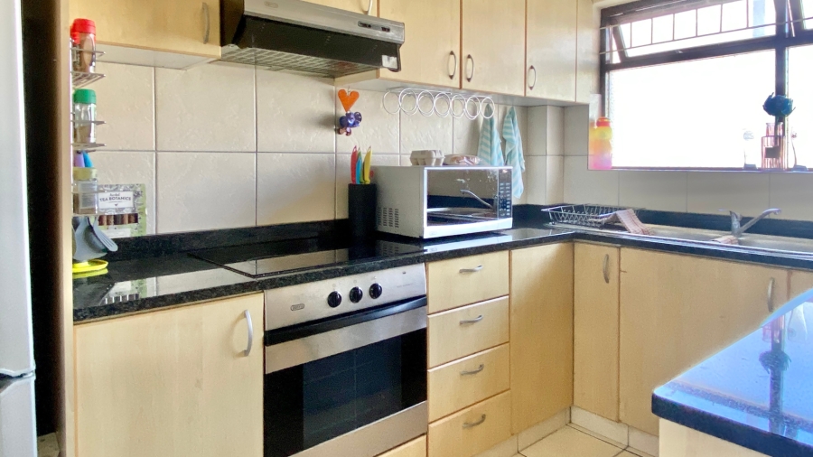 1 Bedroom Property for Sale in Gardens Western Cape
